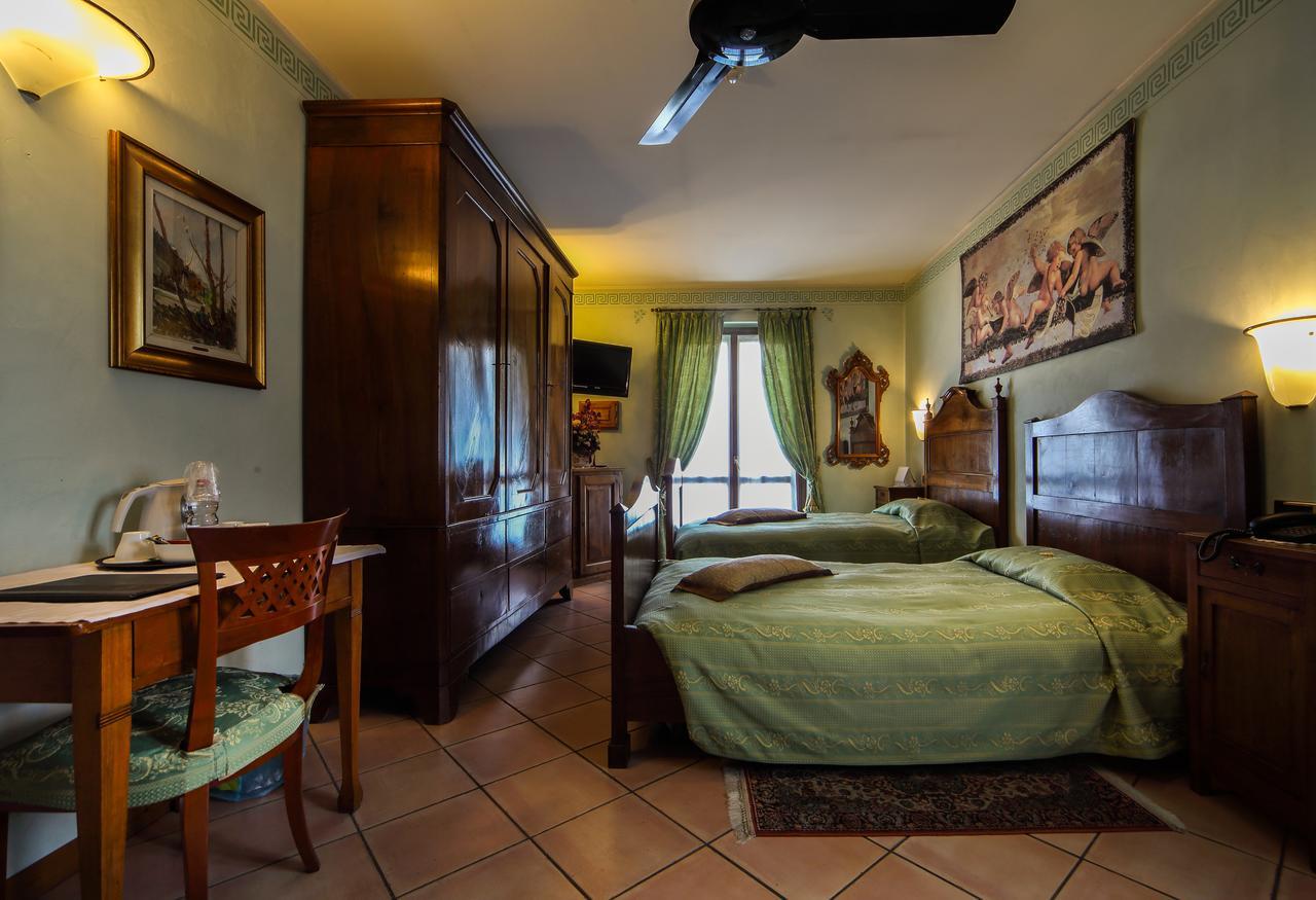Albergo Ristorante Conca Azzurra コーリコ エクステリア 写真